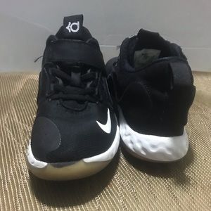 Nike black and white